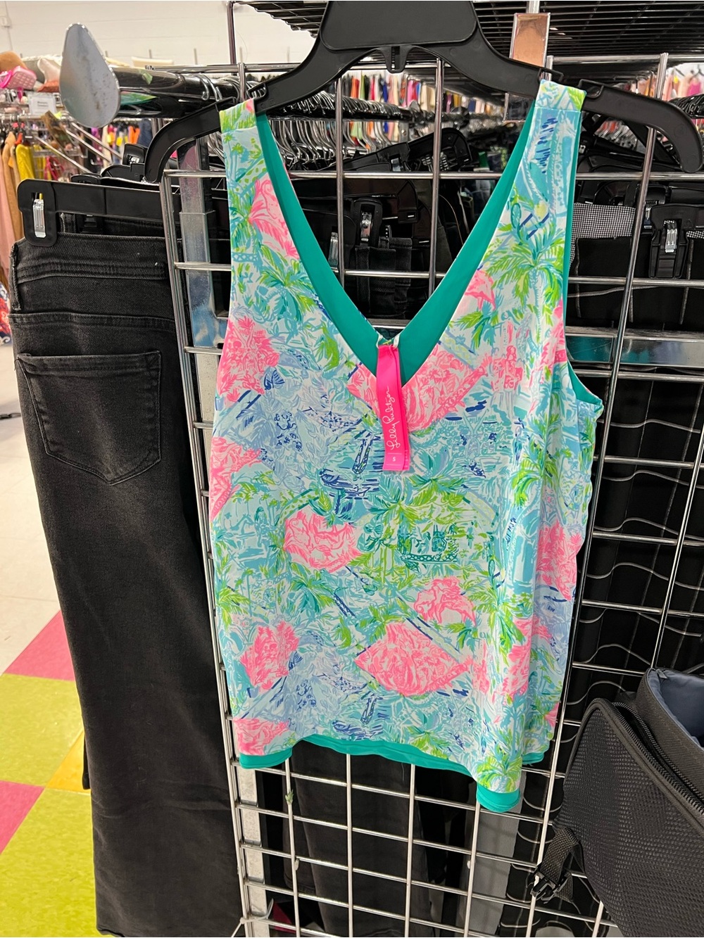 NWOT Lilly Pulitzer Florin Sleeveless V-Neck Bohemian Queen Reversible